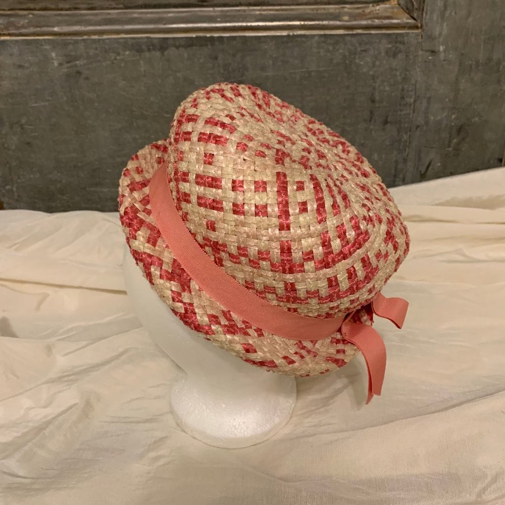 Vintage 50s 60s Connie Mae pink and white woven straw raffia bucket hat folded b